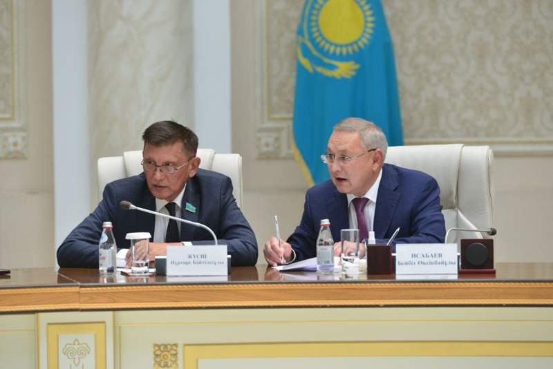 Сенатор предложил направить возвращенные из-за рубежа активы на продвижение национальных ценностей
