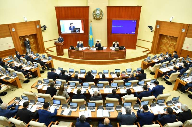 Как провести депутатский импичмент