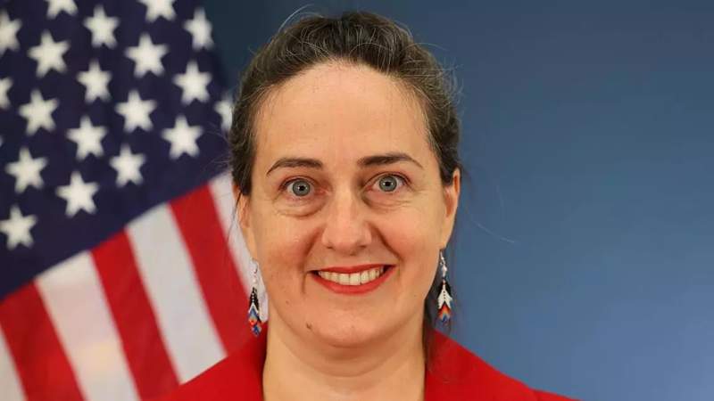 Генеральный консул США в Алматы Мишель Еркин оригинально поздравила алматинцев с днем города