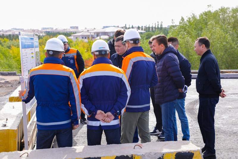 Аким Касымбек рассказал, как будет бороться с пробками на дорогах Астаны