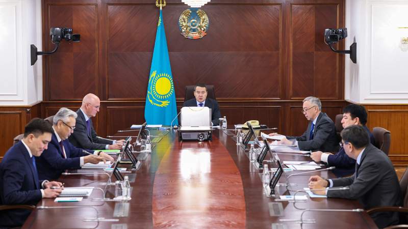 В очередной раз правительство провело совещание по развитию Алматы. Ничего нового не прозвучало, одни старые планы