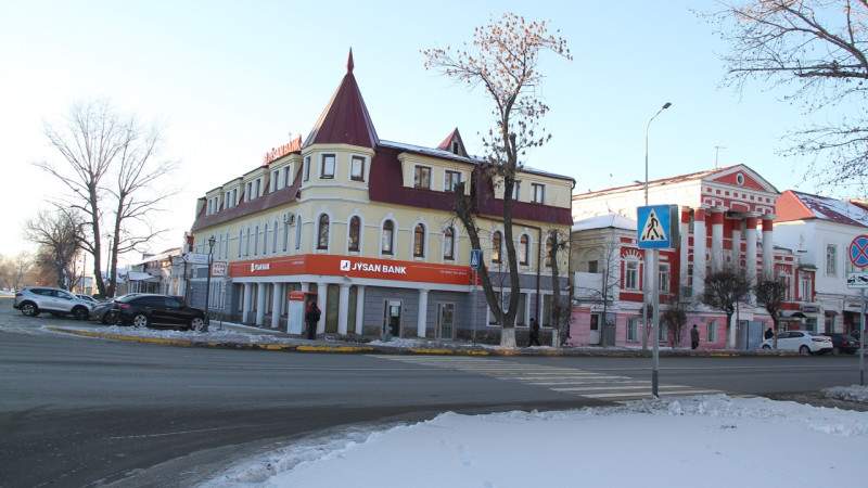 Депутат предложил вернуть прежнее название проспекту Назарбаева в Уральске