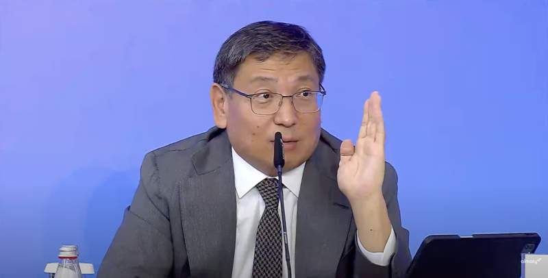 Ерболат Досаев не стал комментировать петицию за его отставку
