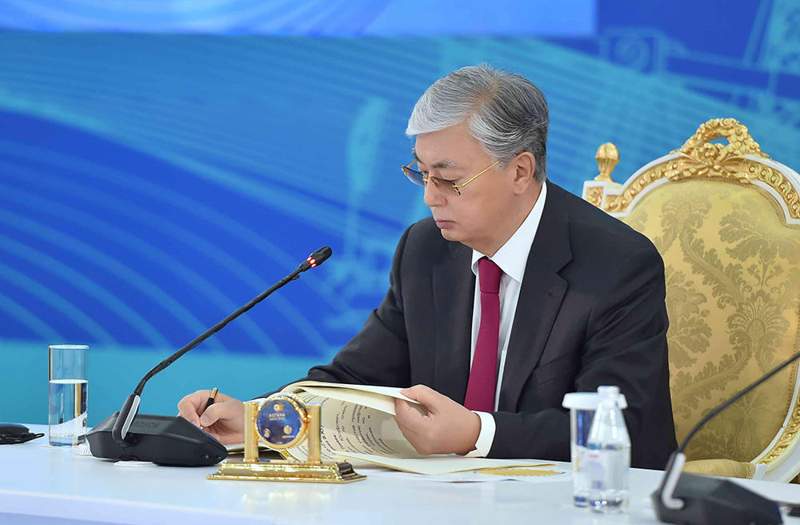 Токаев подписал указ о продлении моратория на проверки бизнеса