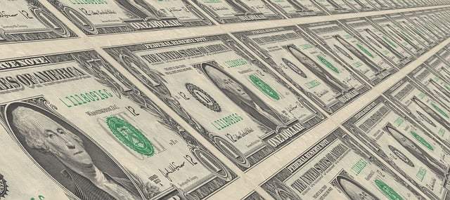 Нацбанк не продавал доллары ради курса тенге в декабре