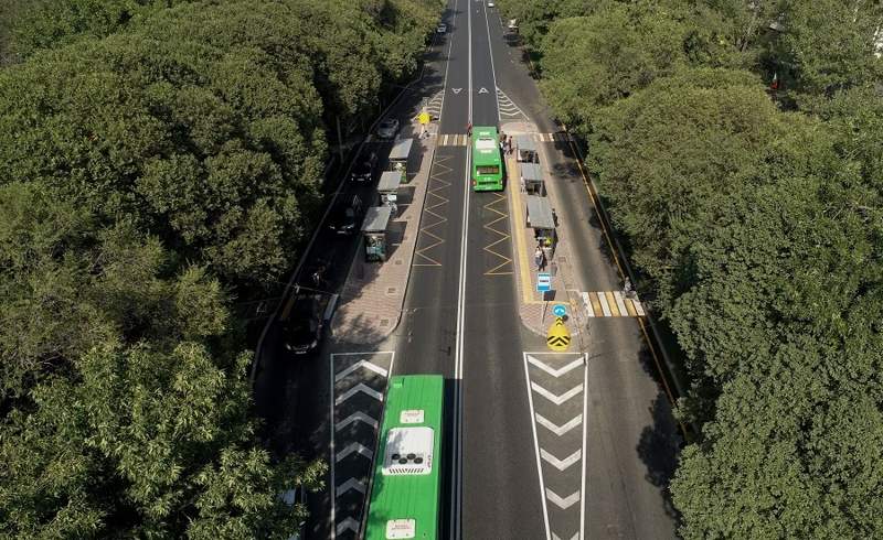 Эксперты объясняют акиму Досаеву и алматинцам о вреде переноса линий BRT на крайнюю полосу