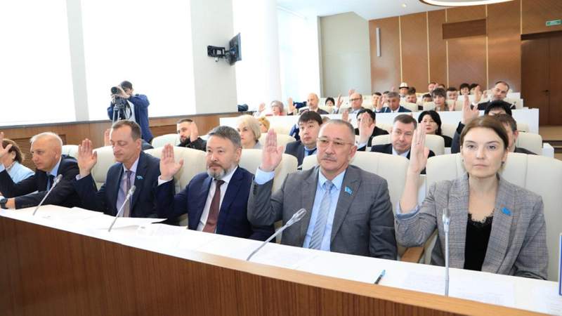 Маслихат ВКО не покажет в онлайн избрание нового акима