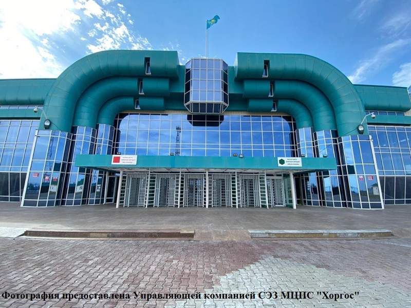 Исчезли "серые схемы". Как изменилась таможня, рассказали предприниматели (ВИДЕО)