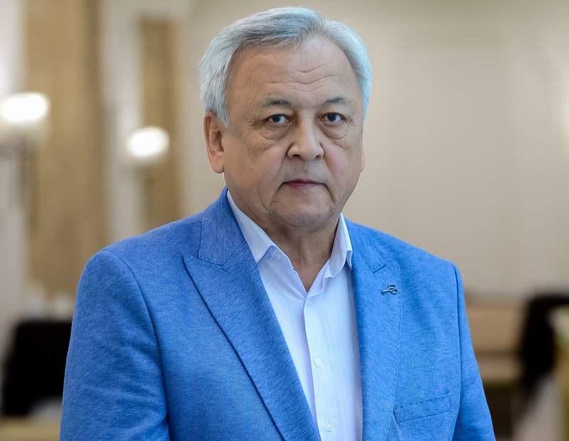 Мереке Кулкенова избрали председателем Союза писателей Казахстана