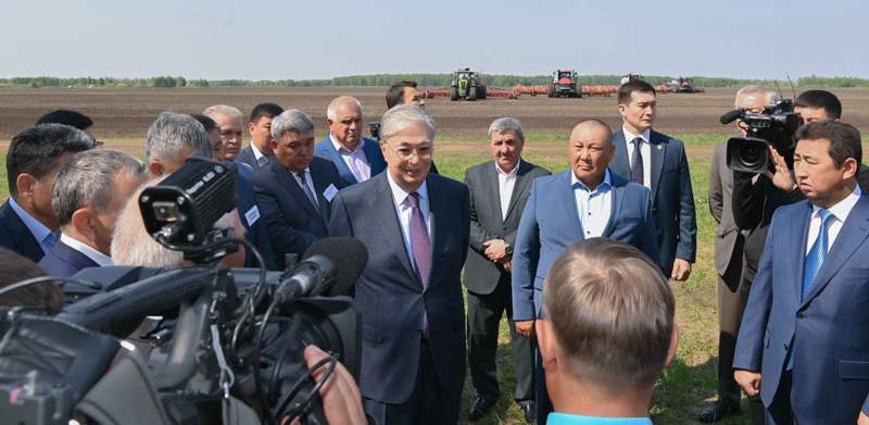 «Оценил шутку»: Токаев ответил на предложение Лукашенко о вступлении в Союзное государство