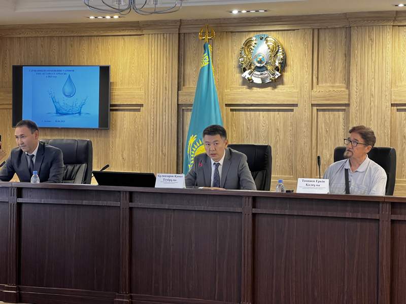 Гендиректор «Астана Су Арнасы» сравнил разливщиков бутилированной воды со спекулянтами