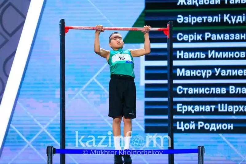 11-летний школьник выиграл 3 млн тенге на подтягиваниях