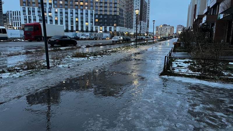 В Астане сильный гололед: увеличилось количество ДТП, занятия переведены в онлайн