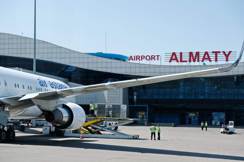 В аэропорту Алматы задерживаются рейсы из-за проблем с оборудованием наземного обслуживания