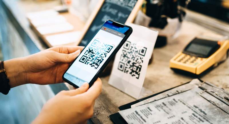 Единый QR-код для банков введут в 2024 году. Кому это надо и почему участники рынка против