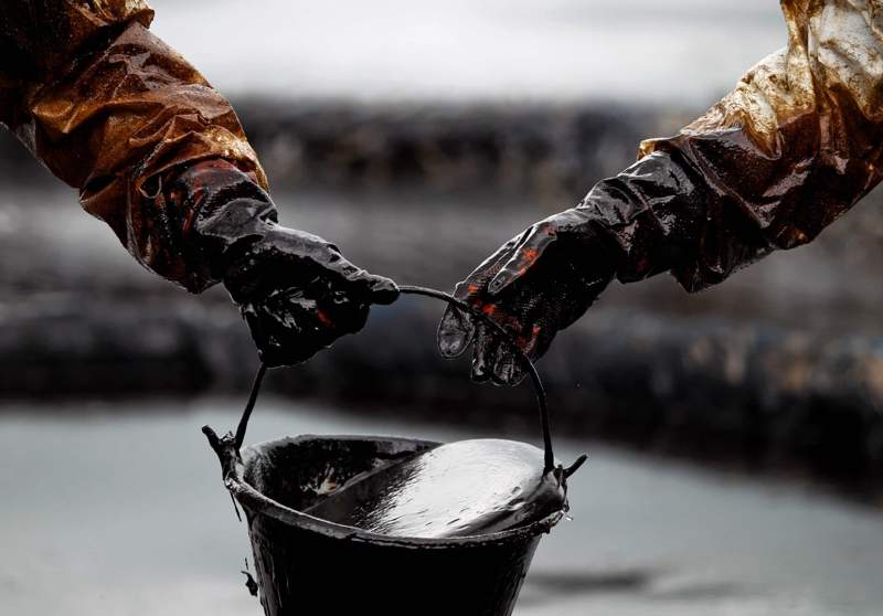 Казахстан увеличил поставки нефти в Германию из-за ограничений на КТК