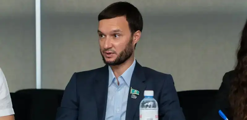 Портрет Руслана Идрисова