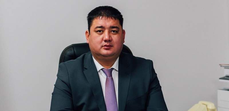 "Проще родить или похоронить" – председатель маслихата о проблемах с пропиской в Астане