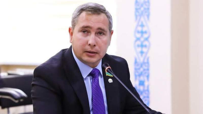 Язык и религию других национальностей не подавляют в Казахстане – депутат сената