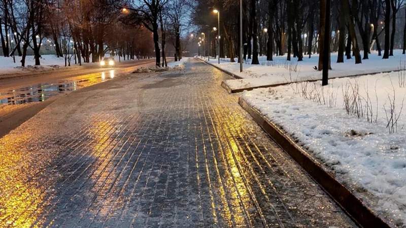 Акимат Алматы призвал водителей сбросить скорость на дорогах из-за предстоящей гололедицы