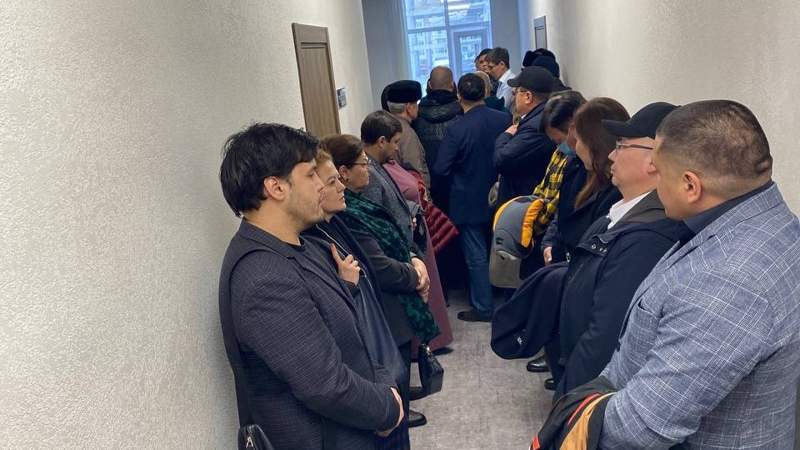Суд над Куандыком Бишимбаевым: правозащитники прокомментировали ограничения для СМИ