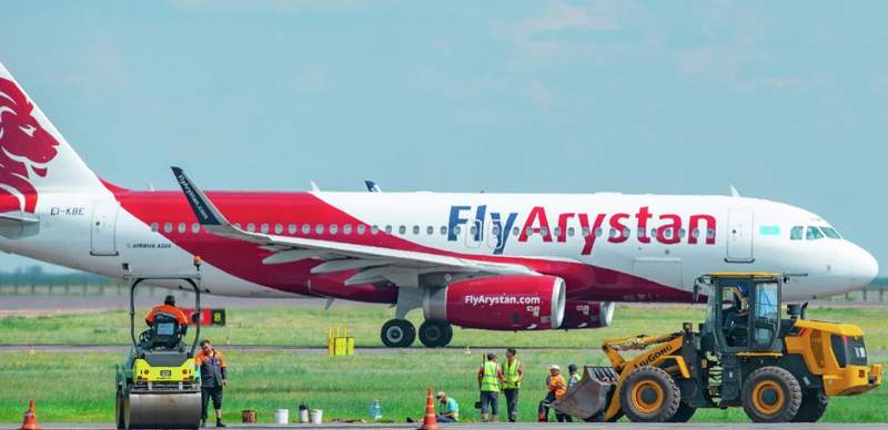 FlyArystan приостановила рейсы в Индию после ЧП в Мумбаи