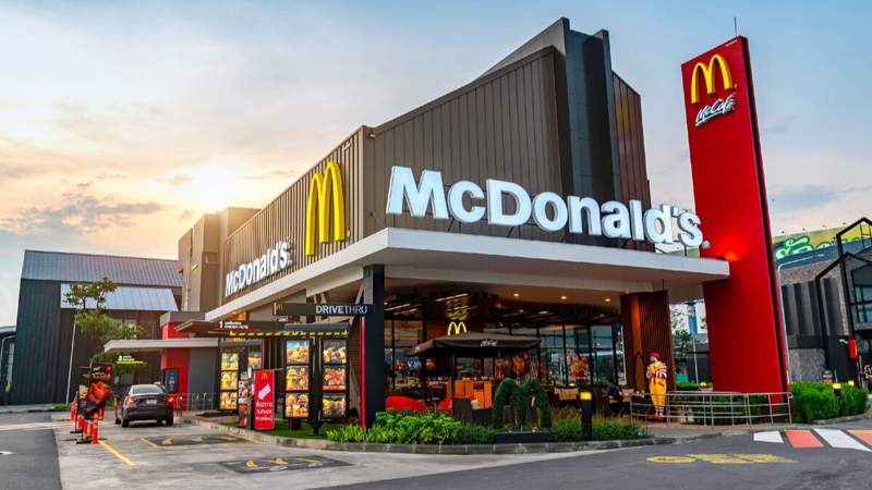 Брат Алишера Усманова хочет открыть McDonald’s в Узбекистане?