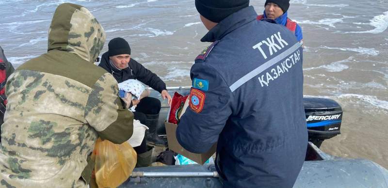 Паводки в регионах: в ЗКО ввели режим ЧС, в Уральске эвакуируют жителей пригородных дач