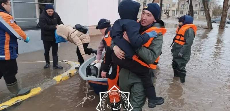 "В начале декабря мы предупреждали о паводках" – глава "Казгидромета"