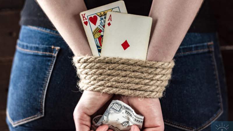 Более 7000 казахстанцев запретили себе участвовать в азартных играх