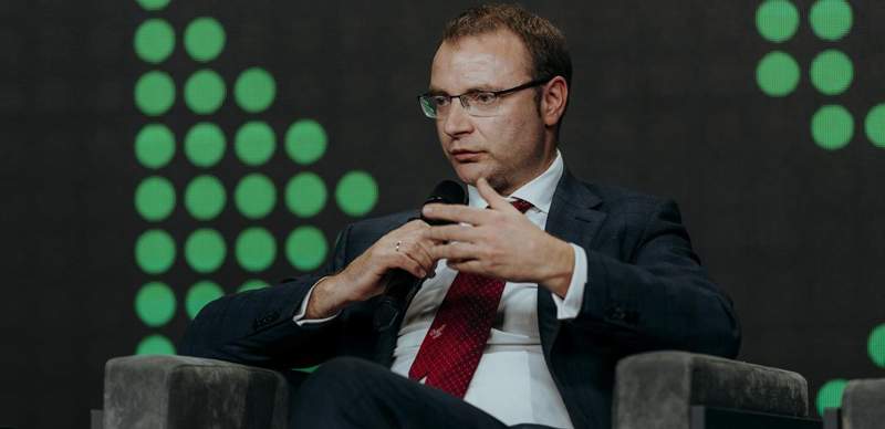 Бывший глава санкционной СПБ биржи стал акционером казахстанской ITS