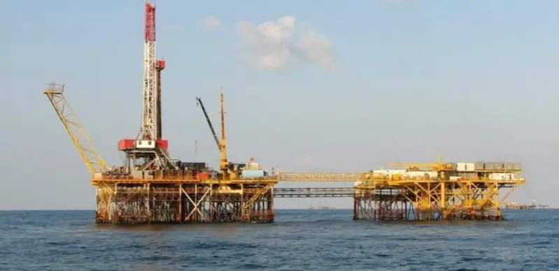 Казахстан в марте вновь превысил добычу нефти в рамках соглашения ОПЕК+