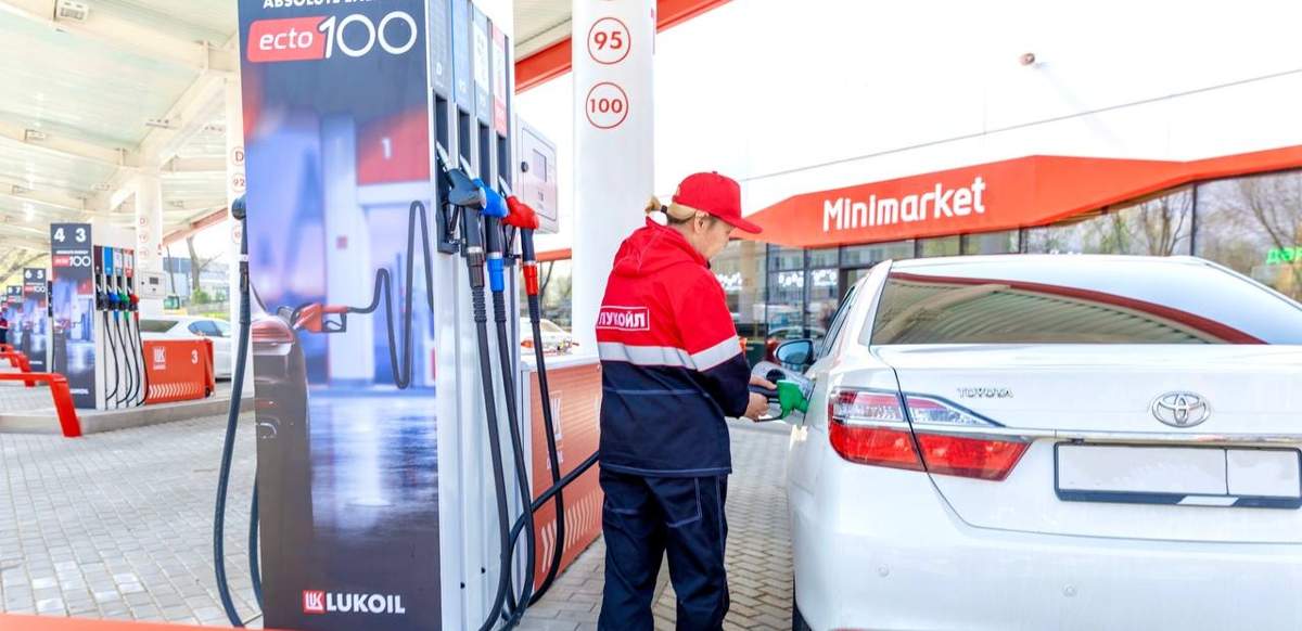 Лукойл открыл в Казахстане свою первую АЗС