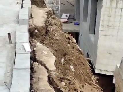 В Медеуском районе Алматы опять сошёл оползень