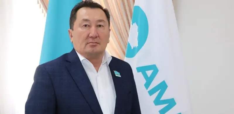Депутатом сената стал Наурызбай Байкадамов вместо Акмарал Альназаровой