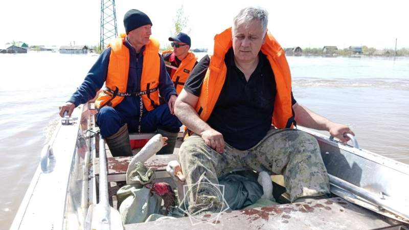 Паводки в Казахстане: вода в Урале пребывает, в эвакопунктах остаются более 6 тысяч человек