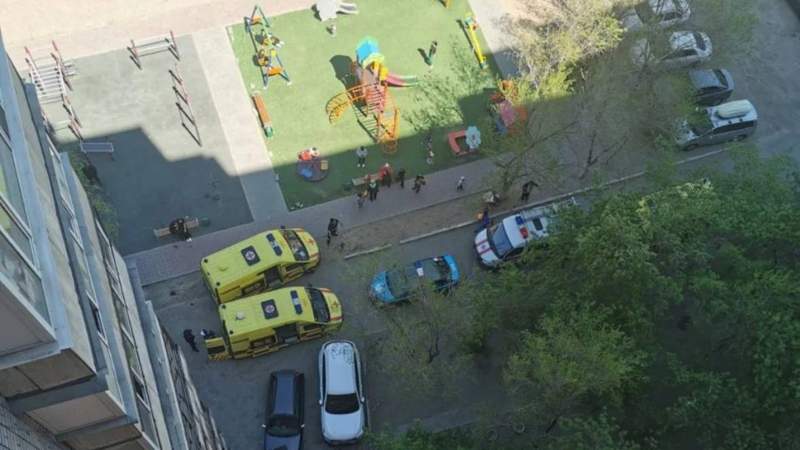 В Семее в многоэтажке сорвался лифт, пострадали шесть человек