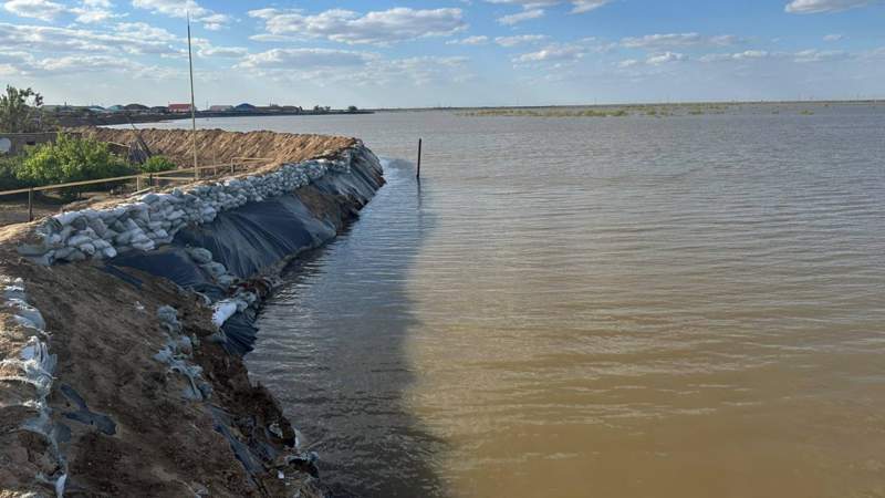 Паводки в Казахстане: вода в реке Урал в Атырауской области продолжает расти от 4 до 15 см за ночь