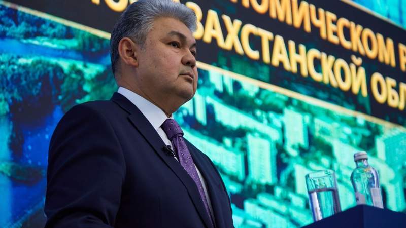 Не штрафовать китайских туристов за тонировку авто попросил аким ВКО