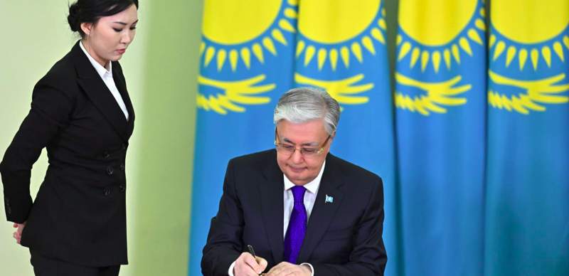 Токаев подписал закон о миграции и уголовно-исполнительной системе