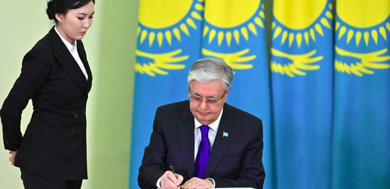 Интеллектуальная собственность, транспортировка нефти через страну и отношения с Узбекистаном: Токаев подписал законы