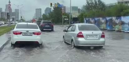 Водители в Астане могут взыскать компенсацию с акимата за повреждение авто во время ливня
