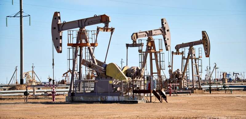 Страны ОПЕК+ продлили соглашение о сокращении добычи нефти до 2025 года