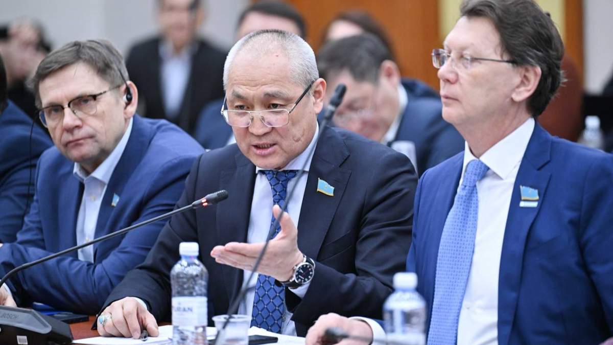 Слова президента не искажайте, закон менять не будем – депутат Жанбыршин