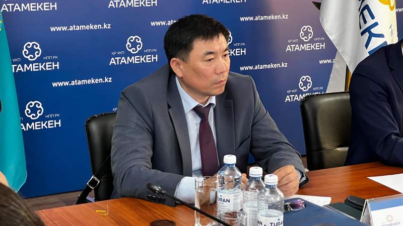 Налог на старое авто снизят в два раза в Казахстане