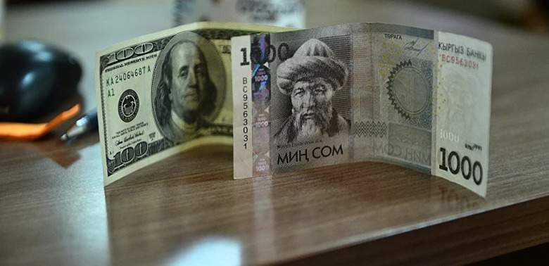 Российский ББР банк снижает комиссии на переводы в казахстанских тенге и кыргызстанских сомах