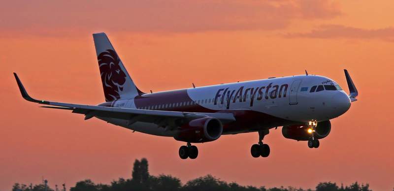 В топ лучших авиакомпаний мира попали AirAstana и FlyArystan