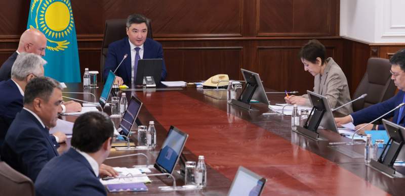 Премьер раскритиковал подготовку к отопительному сезону: выполнено менее 25% работ