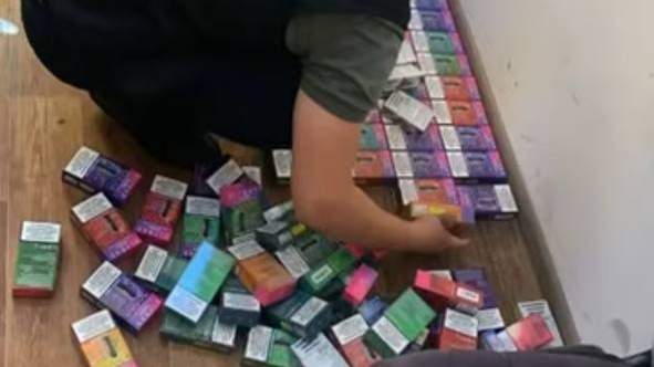 Продажа вейпов через WhatsApp выявлена полицейскими в Казахстане