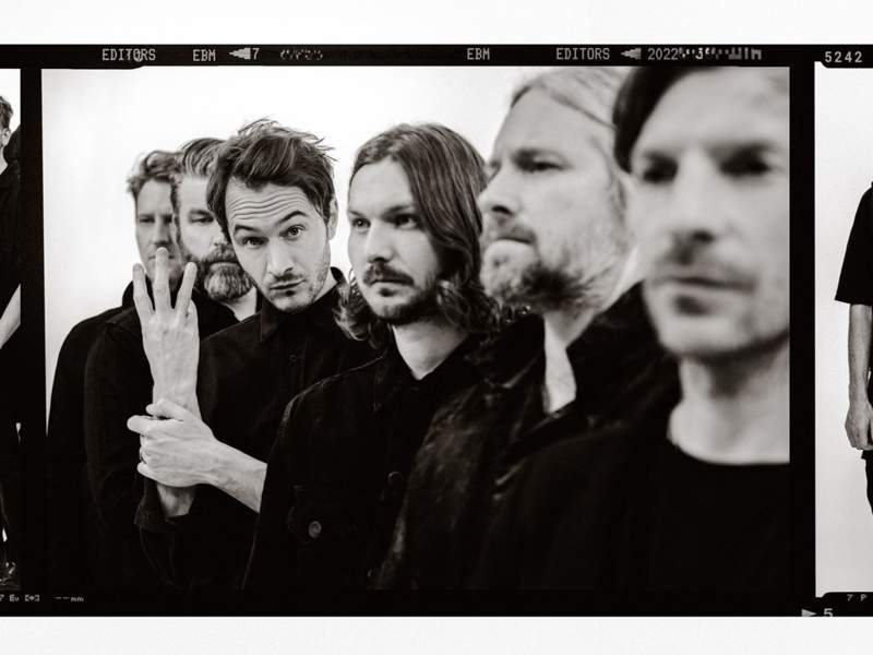 Британская рок-группа Editors отменила выступление в Алматы из-за спонсора фестиваля "Яндекса"